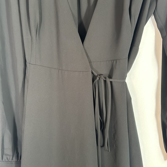 Sunday Best Black Chiffon Long Sleeve Front Wrap Dress Size 6 - Picture 6 of 10